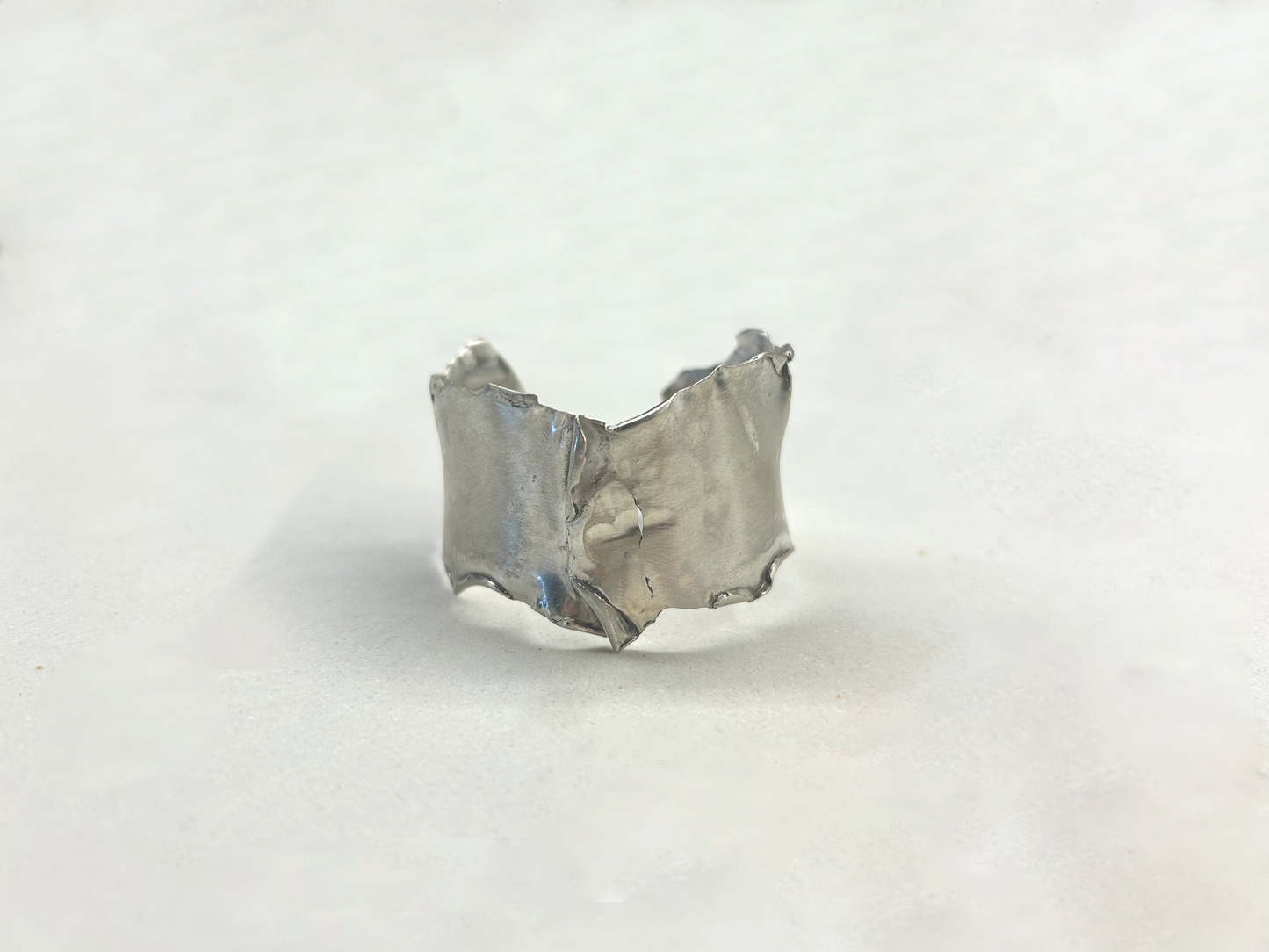 sliced cuff
